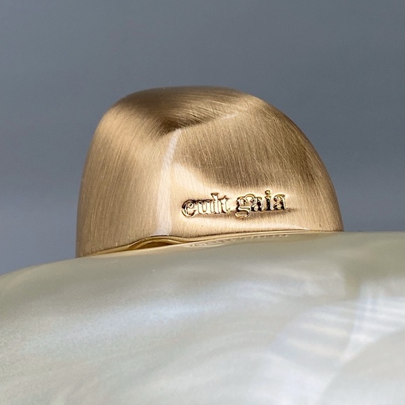 Cult Gaia Eviana Pearlized Clutch - Picture 7 of 12